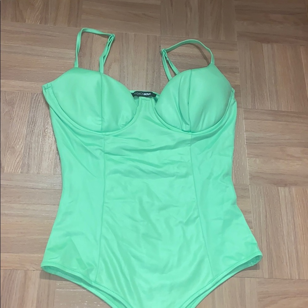 Fashion nova neon green bodysuit
